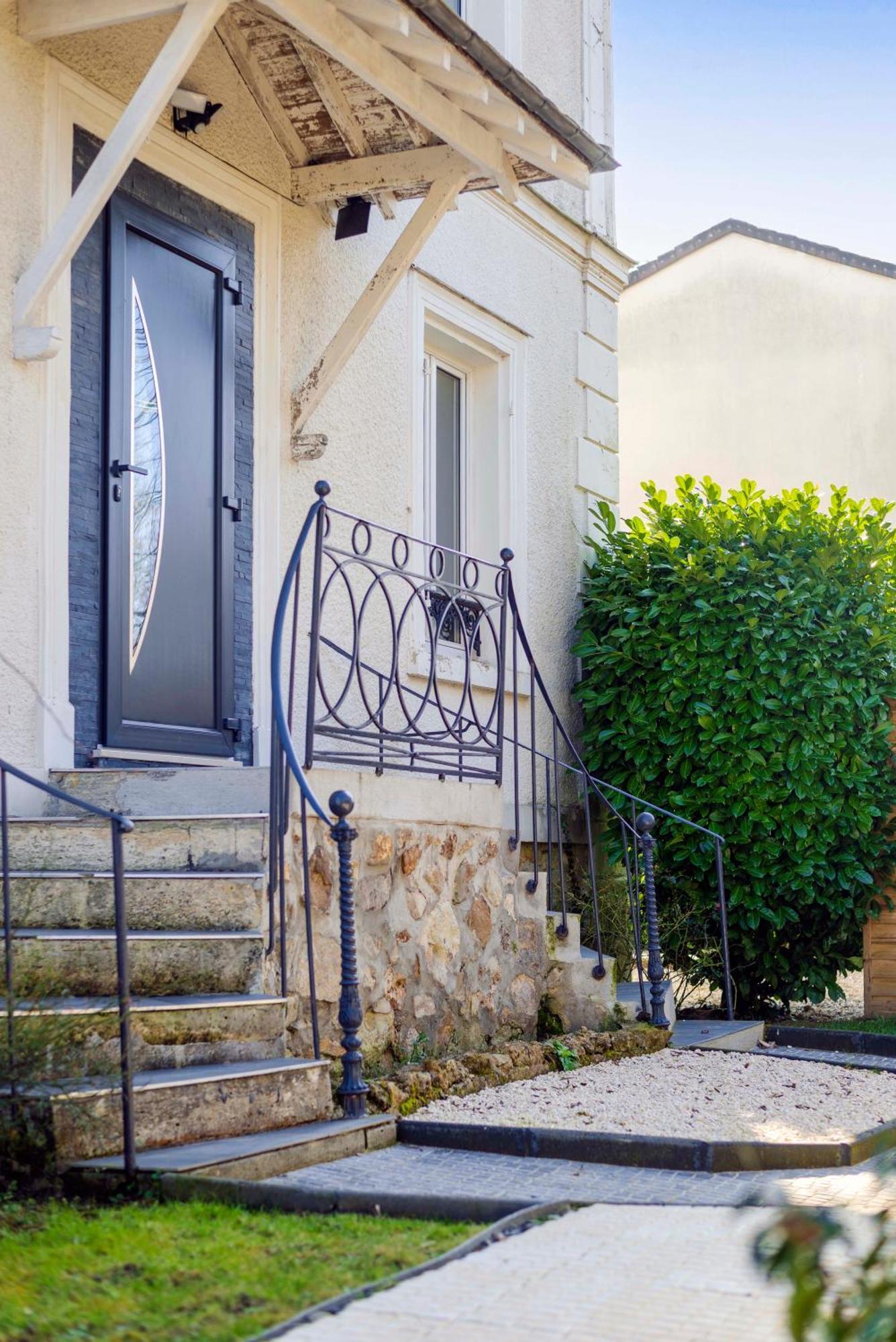 Jungle - Magnifique Appartement Avec Parking Prive - Paris-Disney & Cdg A 25 Minutes Pomponne Exterior foto